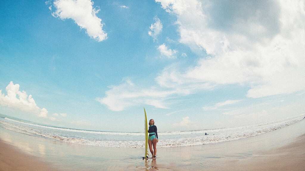 Серфинг на Бали, Бату Балонг бич
