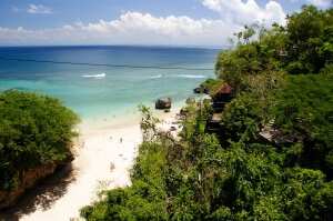 Пляж Паданг-Паданг остров Бали